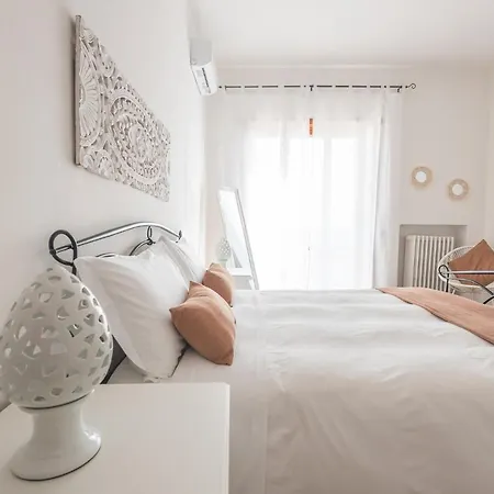 Pappacoda 7 Deluxe -- Selection Apartment